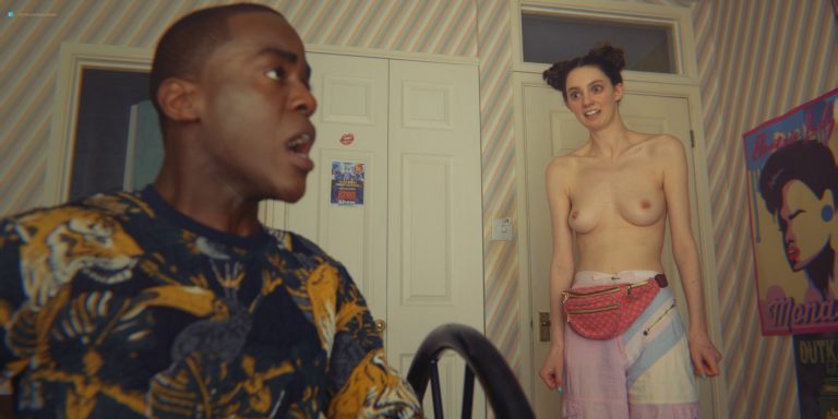 Tanya Reynolds nude topless Gillian Anderson hot – Sex Education (2018) s1e3 HD 1080p