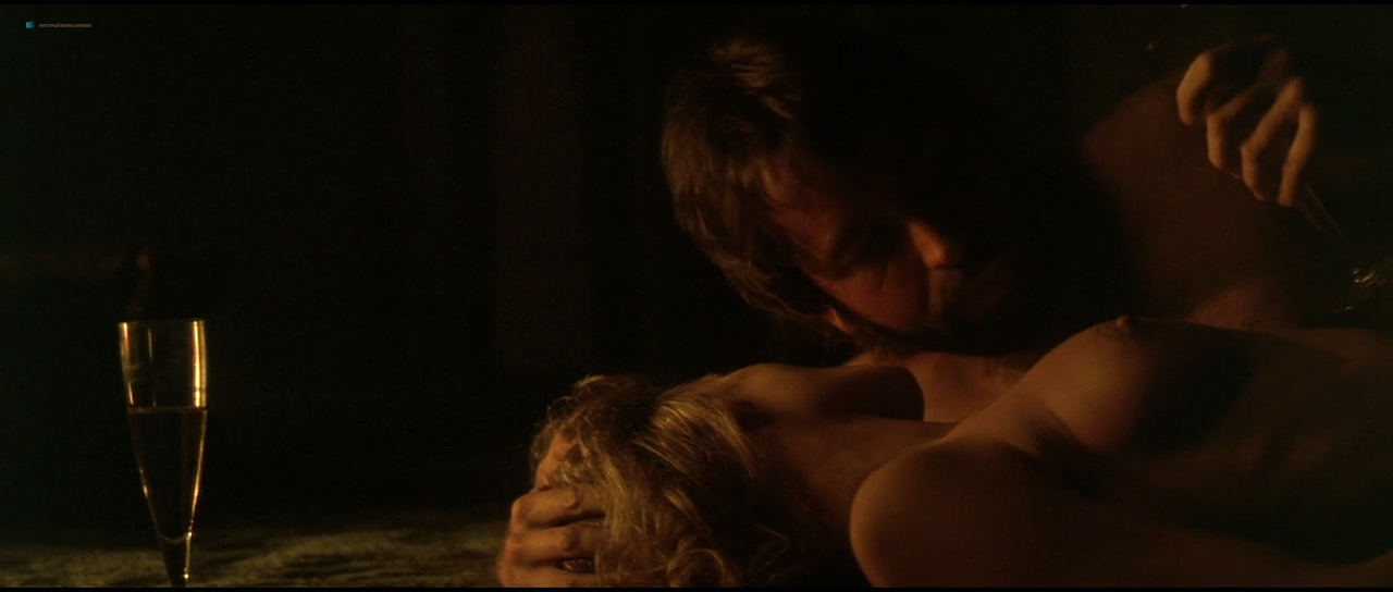 Brenda Strong nude sex Raye Hollitt nude and sex too- Skin Deep (1989) HD 720p (9)