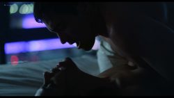 Zawe Ashton hot in one sex scene - Velvet Buzzsaw (2019) HD 1080p