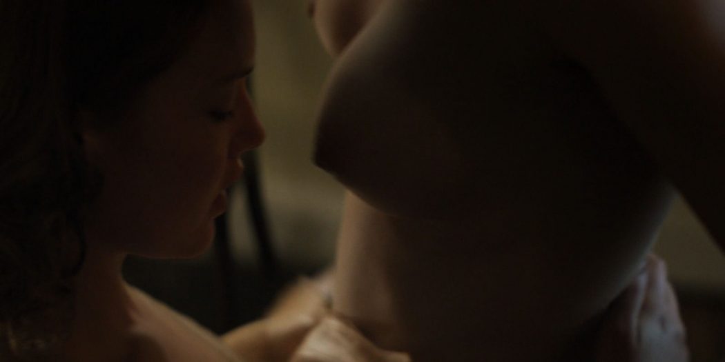Anna Paquin nude topless and lesbian sex with Holliday Grainger - Tell It to the Bees (2018) HD 1080p Web (6)