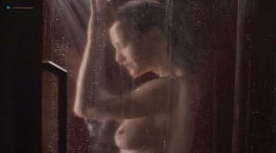 Cheryl Pollak nude topless in the shower and sex - No Strings Attached (1997) (3)