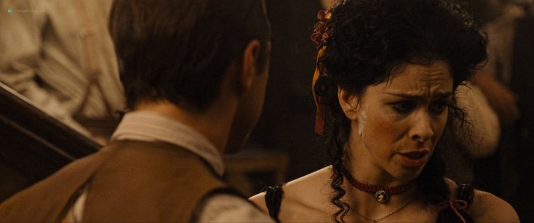 Charlize Theron sexy Amanda Seyfried and Sarah Silverman hot – A Million Ways to Die in the West (2014) HD 1080p BluRay