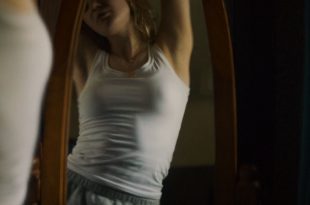 Elle Fanning sexy - Teen Spirit (2018) HD 1080p Web (6)