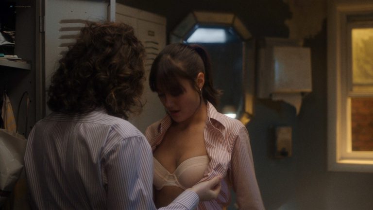 Ella Purnell hot and Sadie Scott sexy lingerie – Sweetbitter (2019) s2e5 HD 1080p