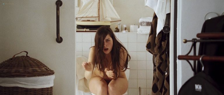 Nora Tschirner nude topless in Keinohrhasen (2007) 1080p BluRay