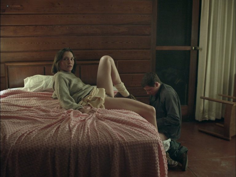Hannah Gross nude bush Lowell Hutcheson nude too – The Mountain (2018) HD 1080p
