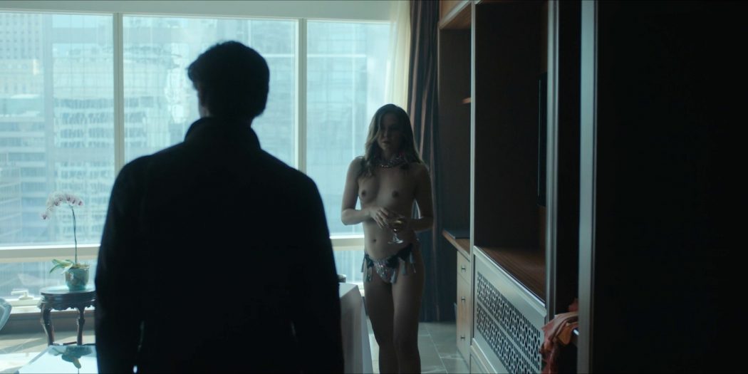 Jennifer Krukowski nude topless Devoshia Cooper nude too - Titans (2019) s2e7 1080p (8)