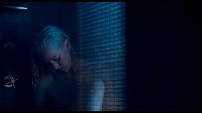Jena Malone nude topless - Too Old to Die Young 2019) S1 1080p (6)