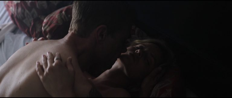 Mena Suvari hot and sex – The Murder of Nicole Brown Simpson (2019) HD 1080p Web