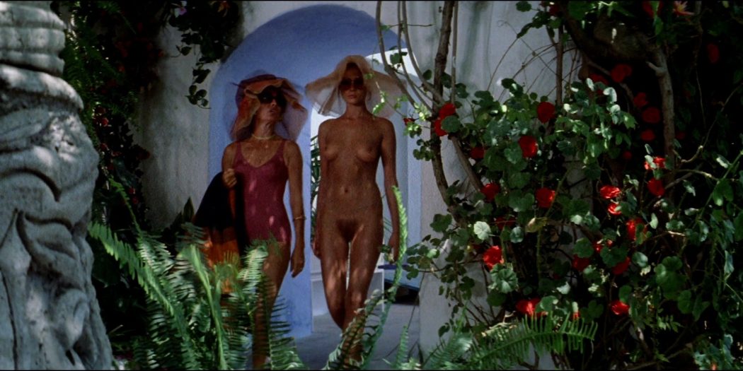 Sydne Rome nude full frontal Renate Langer, Birgitta Nilsson nude too - What? (IT-1972) 1080p BluRay (9)