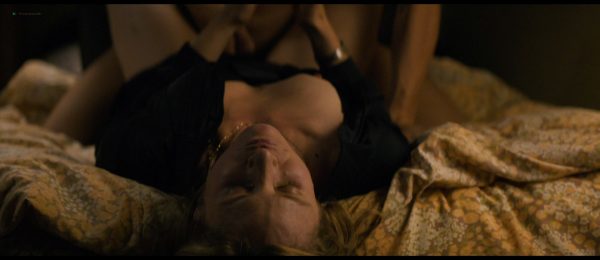 Julia Jentsch nude topless Luise Heyer nude - Auf Einmal (2016) HD 1080p Web (7)