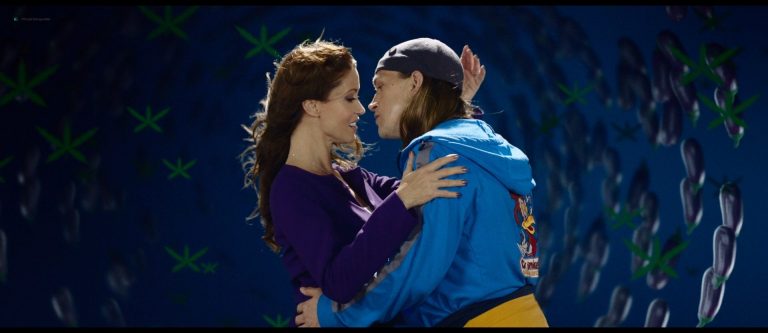 Melissa Benoist hot Shannon Elizabeth sexy – Jay and Silent Bob Reboot (2019) HD 1080p BluRay