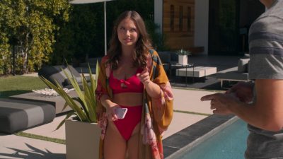 Audrey Gerthoffer hot and some sex - Party of Five (2020) s1e4-5 HD 1080p (9)