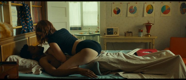 Zoey Deutch hot and sexy – Buff@loed (2019) HD 1080p Web