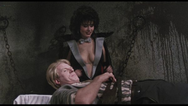 Geena Davis hot and sexy Ksenia Prohaska sexy - Transylvania 6-5000 (1985) HD 1080p BluRay (6)