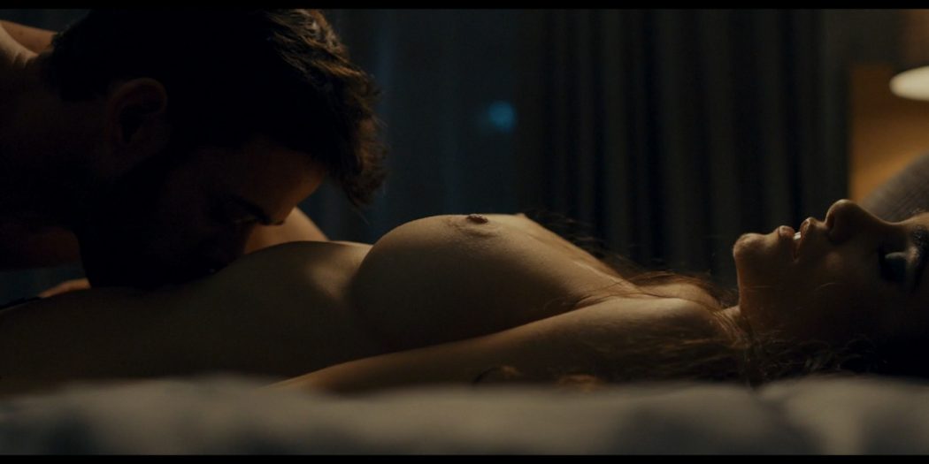 Alicia Sanz nude hot sex - En Brazos de un sesino (2019) HD 1080p Web (5)