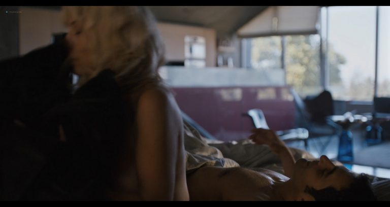 Laura Sepul nude – Into the Night (2020) s1e3 HD 1080p