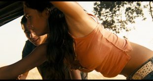 Megan Fox hot and sexy - Transformers (2007) HD 1080p BluRay Remux (12)