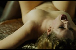 Brunna Martins nude Marjorie Bresler, Natalia Dal Molin nude hot sex - Hard (BR-2020) s1e1-2 HD 1080p (10)