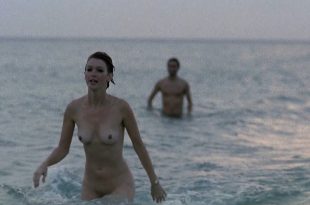 Allison Smith nude full frontal Hedy Burress full frontal too - Los años bárbaros (ES-1998) HD 1080p Web (4)