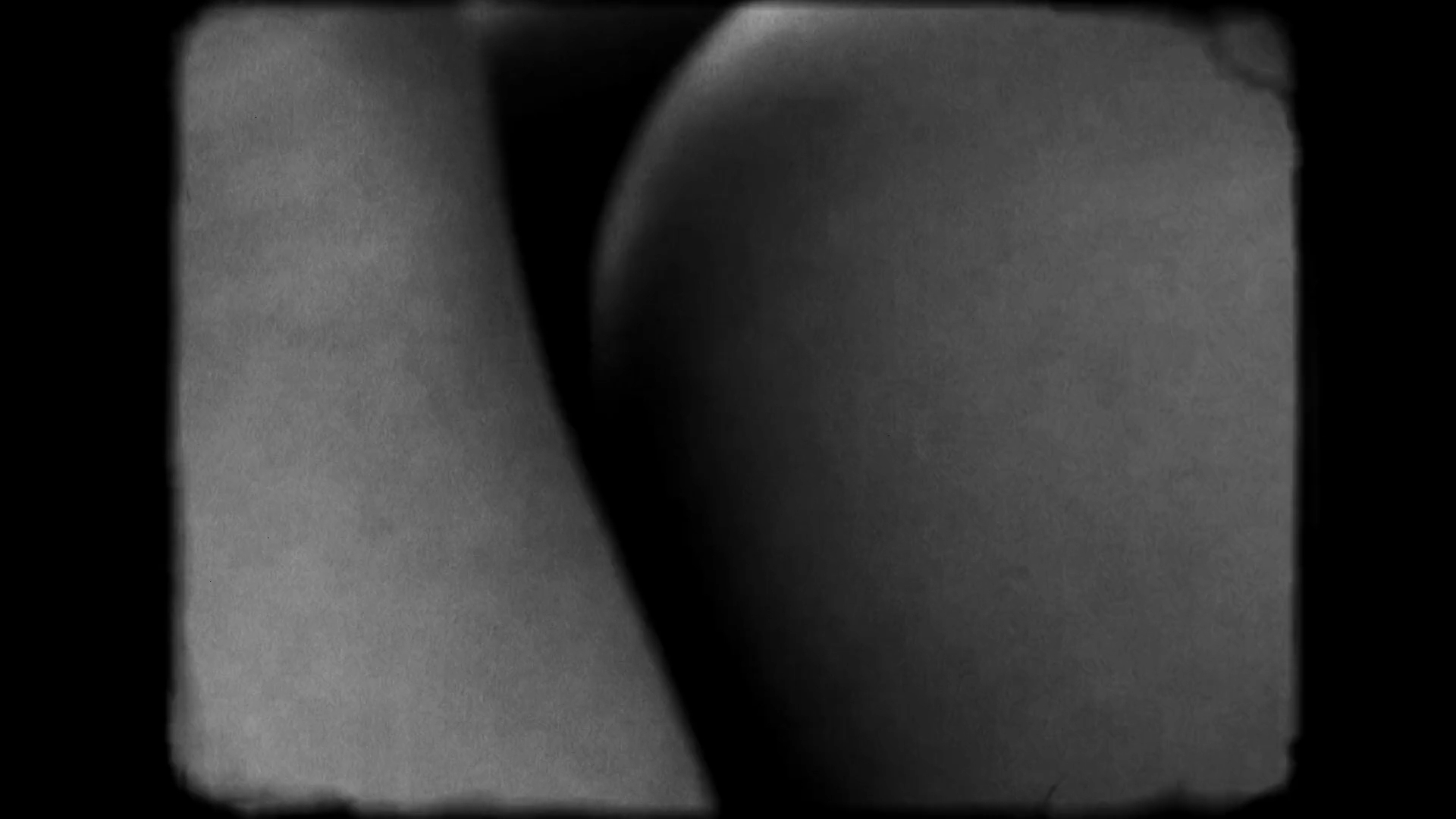 Tiffany Thompson nude explicit sex - Le Fond du temps (2016) (8)