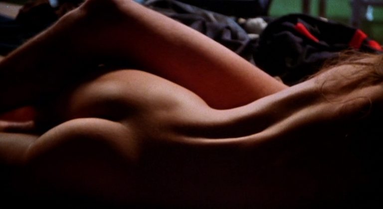 Ornella Muti nude butt and some sex – Love and Money (1982)