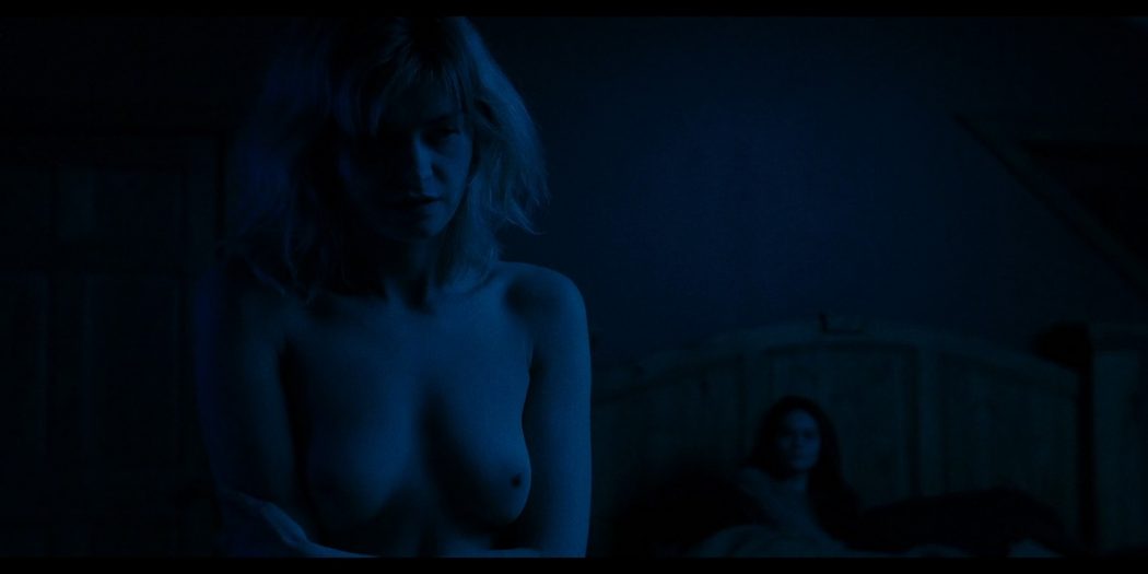 Anna Shields nude topless Rachel Finninger hot lesbian sex - Monstrous (2020) HD 1080p Web (6)