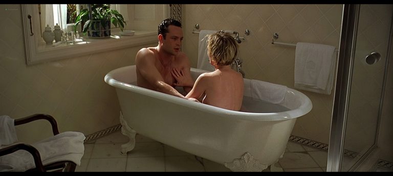 Anne Heche nude side-boob  Is Issariya, Brette Taylor hot – Return to Paradise (1998) HD 1080p BluRay