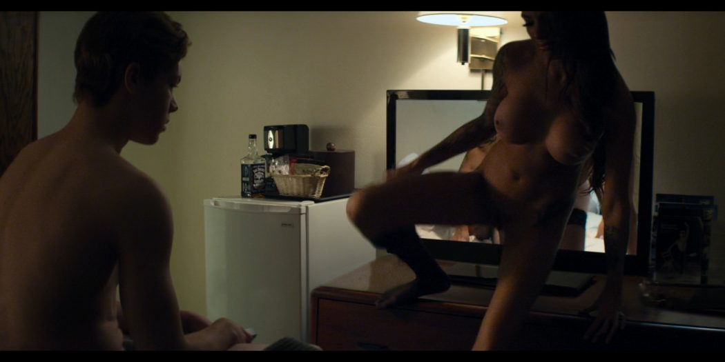Gina Gershon hot Kimberly Lane Shayna Lee Lefure nude sex Mall 2014 HD 1080p BluRay 009