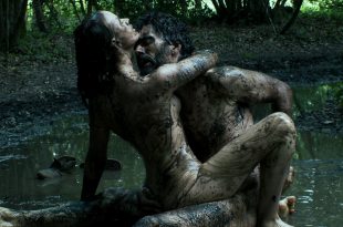 Sara Forestier nude sex Mes seances de lutte FR 2013 HD 1080p BluRay REMUX uncensored 008