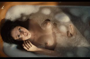 Sanna Sundqvist nude and hot sex Ring Mamma 2019 HD 1080p BluRay REMUX 015