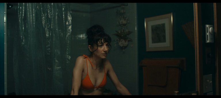 Alison Brie hot Sheila Vand bikini – The Rental (2020) HD 1080p BluRay