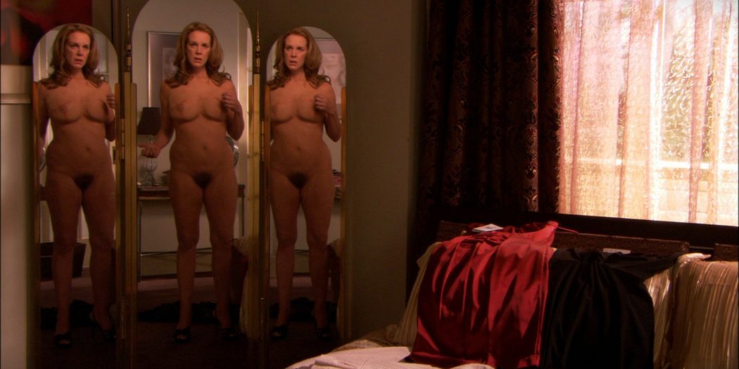 Elizabeth Perkins nude full frontal Weeds 2007 s3e8 HD 1080p BluRay 004