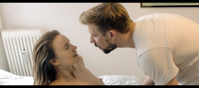 Amanda Collin nude and sex – A Horrible Woman (DK-2017) 1080p Web