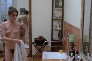 Eleonora Giorgi nude bush Martine Brochard and other nude full frontal Una Spirale di nebbia IT 1977 10