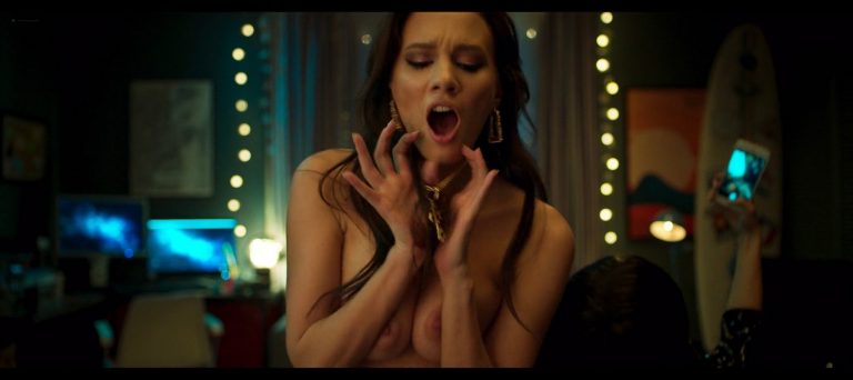 Magdalena Perlinska nude sex Paulina Galazka nude and sex too – All My Friends Are Dead (2020) 1080p Web