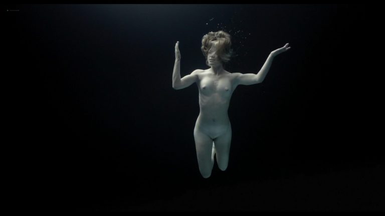 Gemita Samarra nude full frontal – Pressure (2015) HD 1080p BluRay