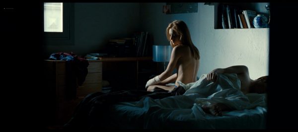 Michelle Jenner nude covered and sex No tengas miedo ES 2011 1080p Web 5