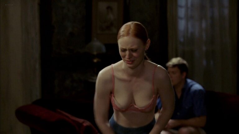 Deborah Ann Woll sexy lingerie – True Blood S2 HD 1080p