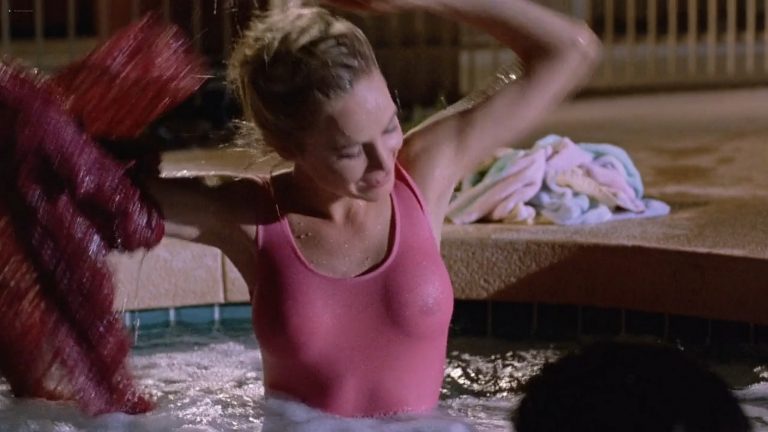 Josie Bissett sexy Mimi Craven nude topless – Mikey (1992) 720p