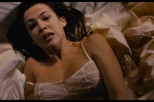 Sophie Marceau hot see through and Monica Bellucci sex Ne te retourne pas 2009 HD 1080p BluRay 9