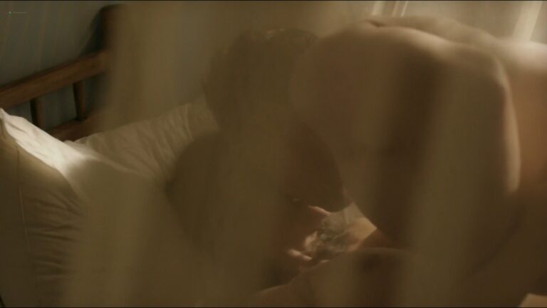 Aure Atika nude topless and sex and Elizabeth Debicki hot -The Night Manager (2016) S01E01 HD 1080p WEB-DL