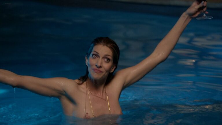 Dawn Olivieri nude scenes and Kristen Bell, Amy Landecker and other nude and sexy in TV Show House of Lies (2013) S2 1080p