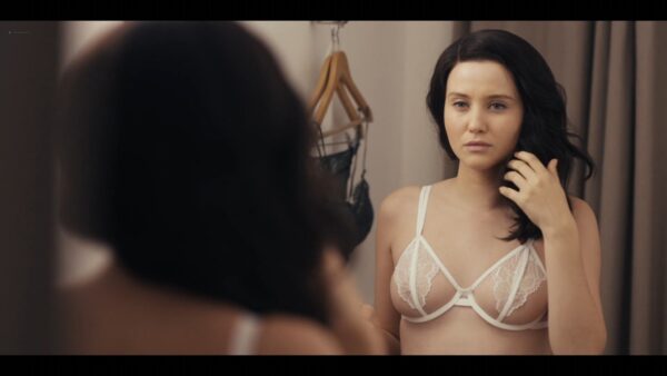 Julia Goldani Telles hot and sexy The Girlfriend Experience 2021 s3e1 2 1080p Web 4