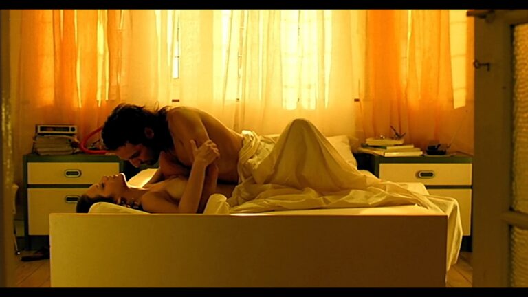 Marion Cotillard nude topless and sex Laëtizia Venezia Tarnowska nude – Love Me if You Dare (FR-2003) 1080p BluRay