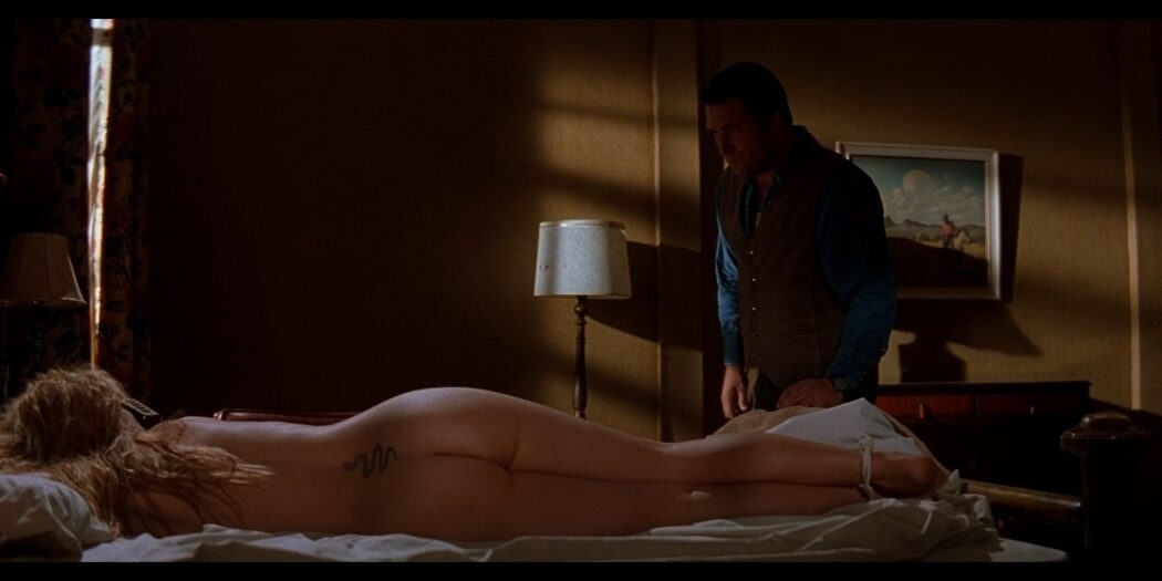 Sheryl Lee nude butt and hot Vampires 1998 HD 1080p BluRay 11