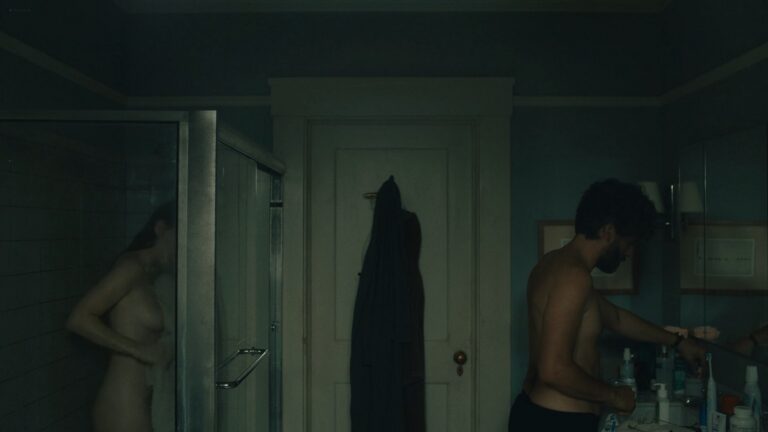 Jessica Chastain nude butt, bush and side boob in the shower – Scenes From a Marriage (2021) s1e2 1080p WEB