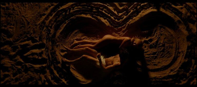 Blanca Suárez nude butt and some sex- El verano que vivimos (ES-2020) 1080p Web