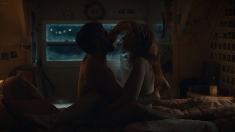 Jessica Chastain nude side-boob, sex and see-through – Scenes From a Marriage (2021) s1e5 1080p