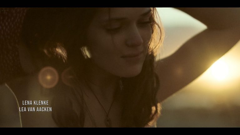 Caroline Hartig nude sex – Blackout (DE-2021) 1080p